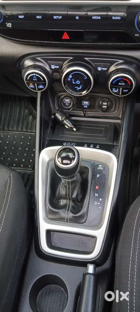 Hyundai Venue Sx Plus Turbo Dct, 2019, Petrol