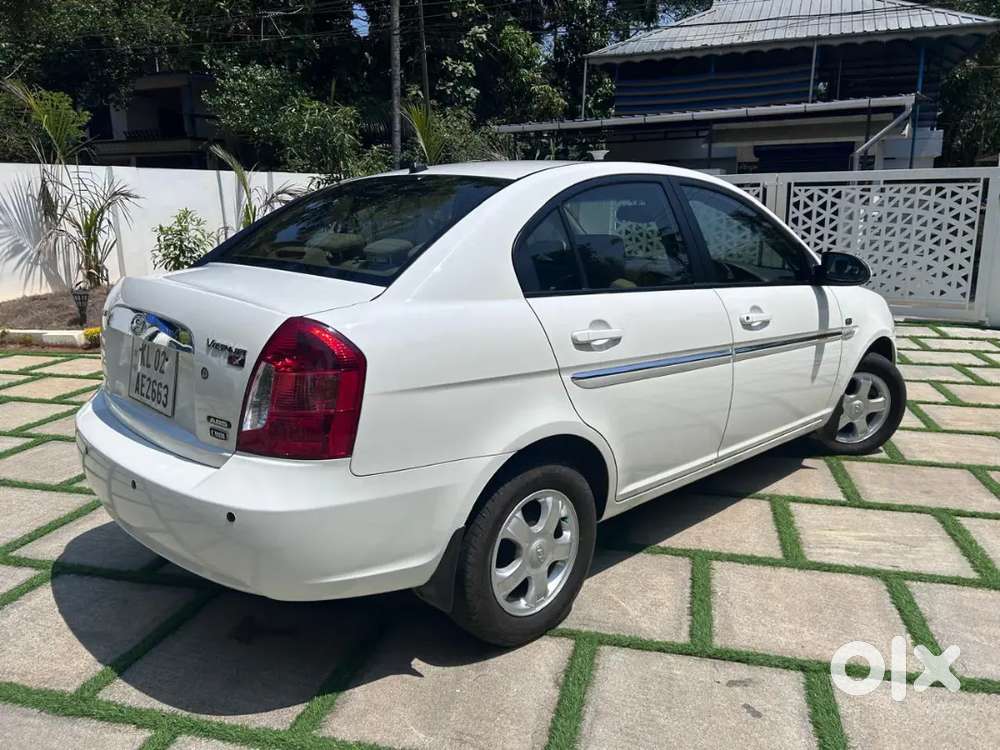 Hyundai Verna 2010 Diesel 78000 Km Driven