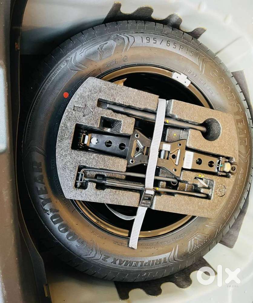 Volkswagen Taigun 1.0 Tsi Topline At, 2023, Petrol