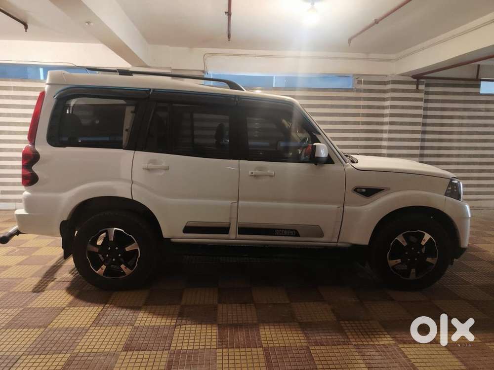 Mahindra Scorpio 2011 Diesel Manual