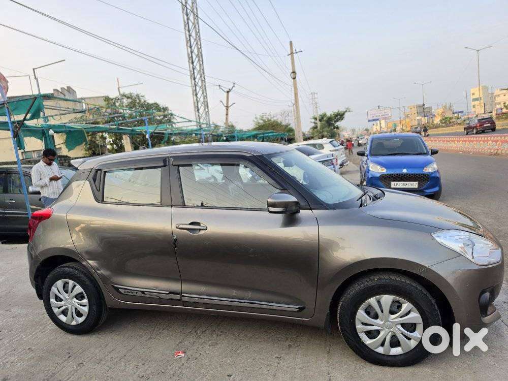 Maruti Suzuki Swift Vxi Deca, 2023, Petrol