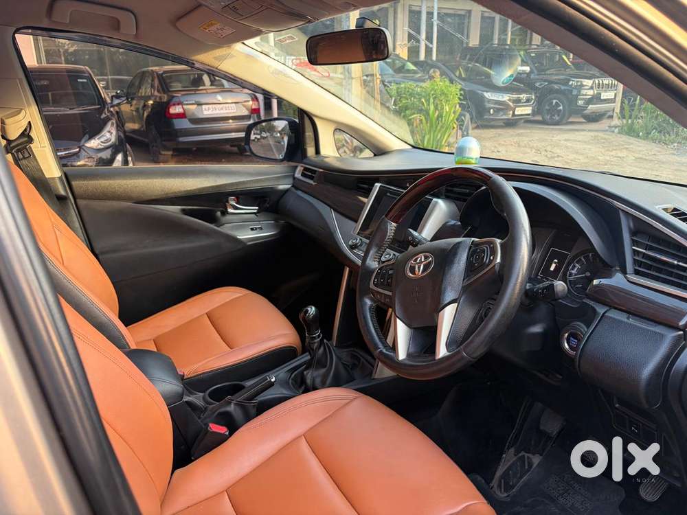 Toyota Innova Crysta 2.4 V, 2019, Diesel