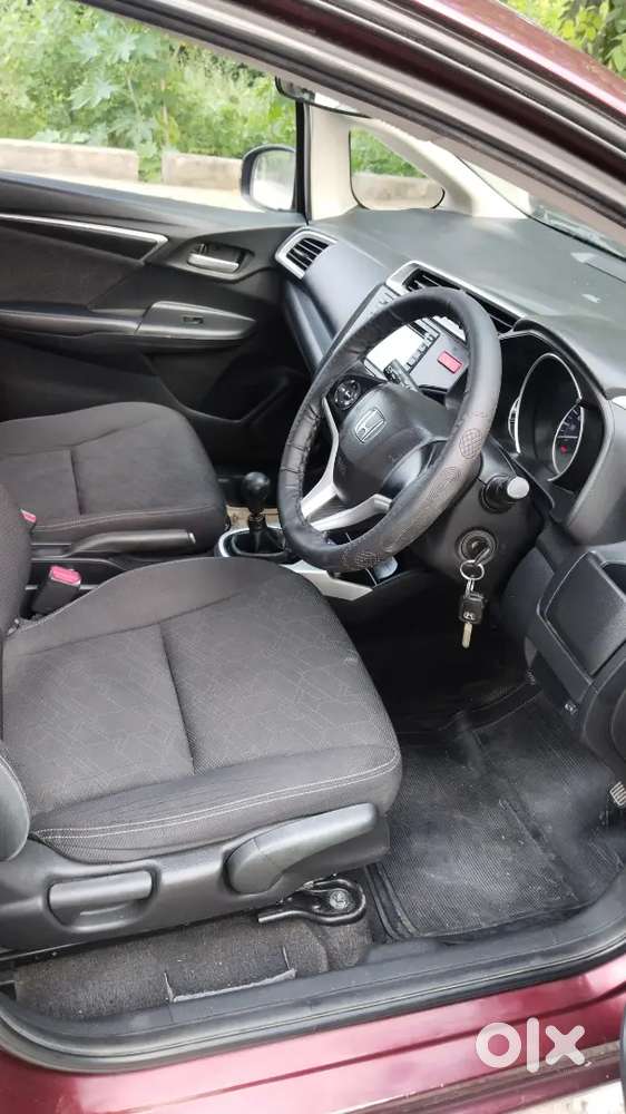 Honda Jazz 2015 Petrol Manual Well Mentioned
