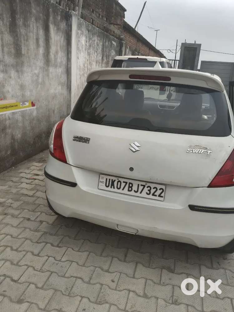 Maruti Suzuki Swift 2015 Diesel 97000 Km Driven