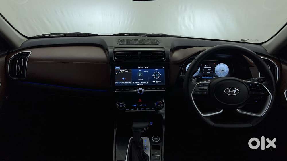 Hyundai Alcazar 2.0 Signature (o) Petrol At 6 Str, 2021, Petrol