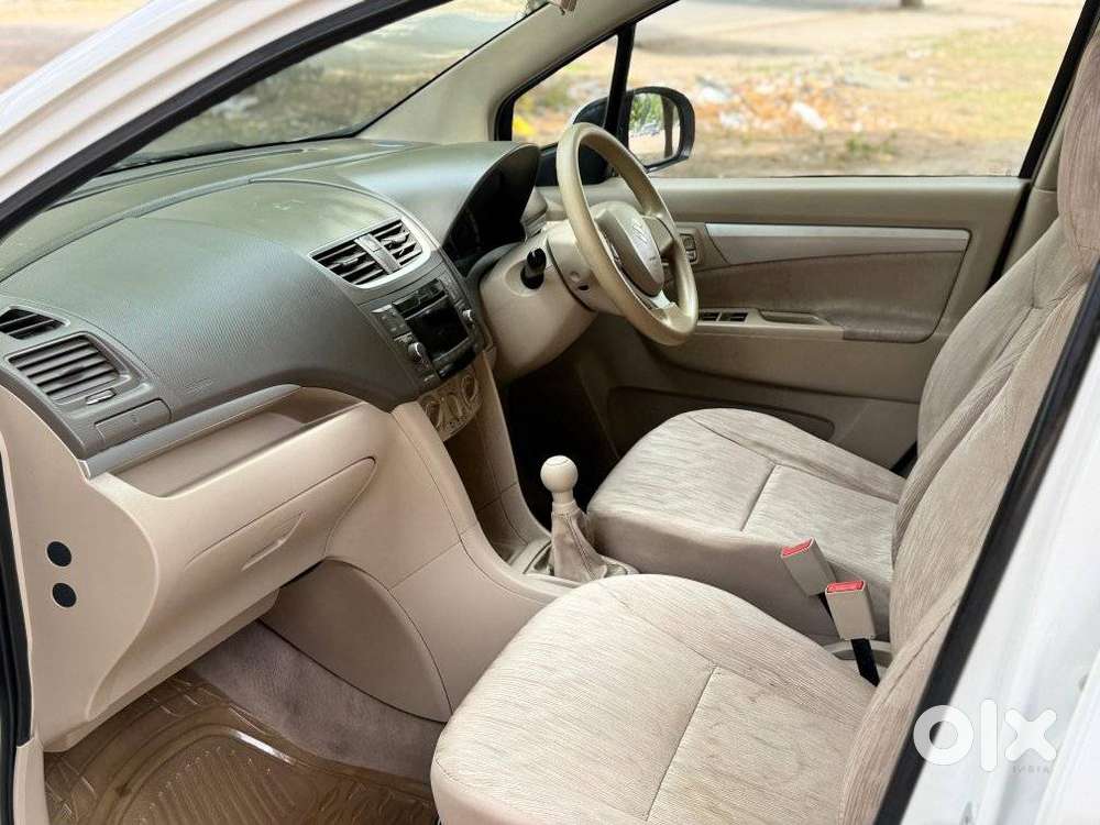 Maruti Suzuki Ertiga, 2013, Petrol