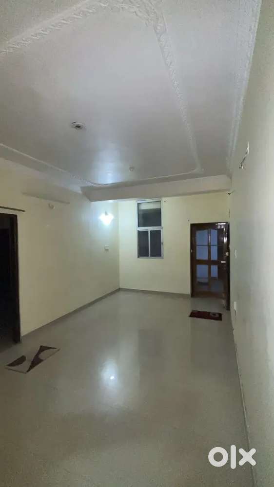 WANT TO SELL MY FLAT NO 207 IN SUPREME CASTLE APARTMENT AMANPUR NEAR
