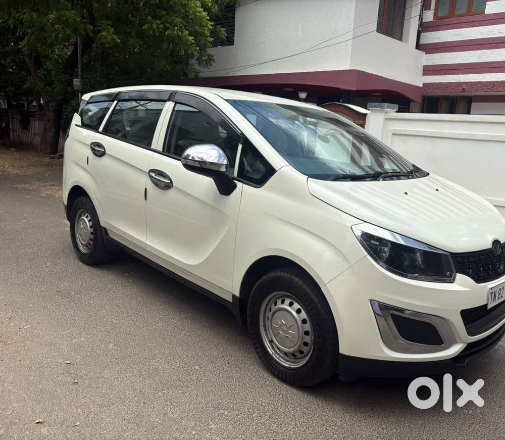 Mahindra Marazzo M2, 2018, Diesel