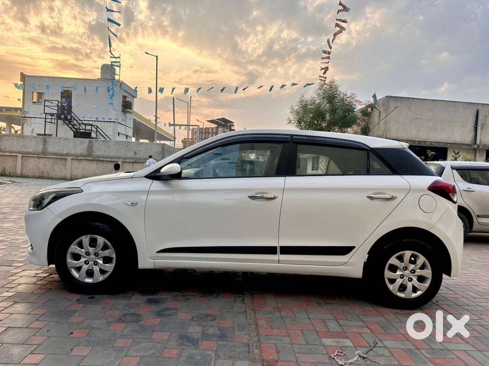 Hyundai I20 Magna 1.2 Mt, 2014, Petrol