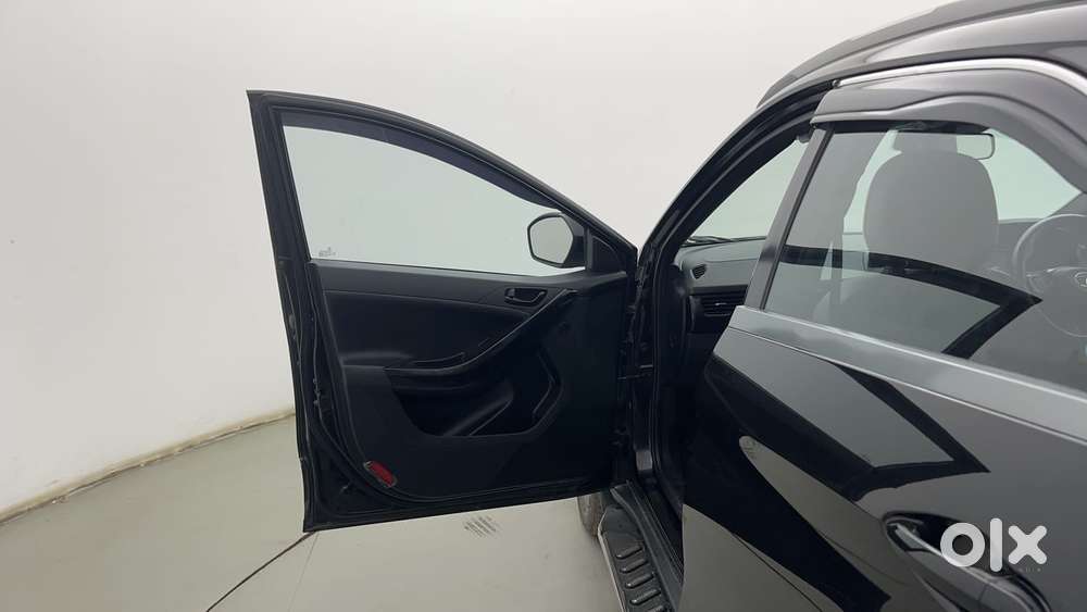 Tata Nexon 1.2 Revotron Xz Plus (o) Dark Edition, 2022, Petrol