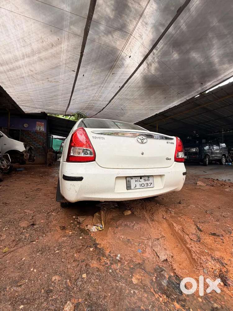 Toyota Etios 2012 Diesel 94000 Km Driven Well Maintained
