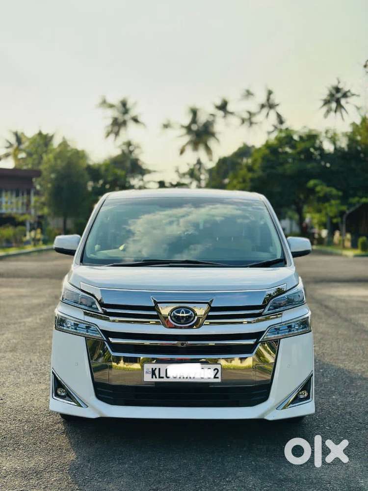 Toyota Vellfire, 2021, Diesel