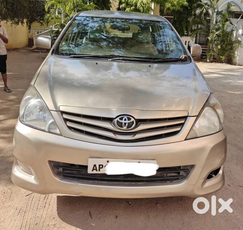 Toyota Innova 2004-2011 2.0 G (petrol) 8 Seater Bs Iv, 2009, Petrol