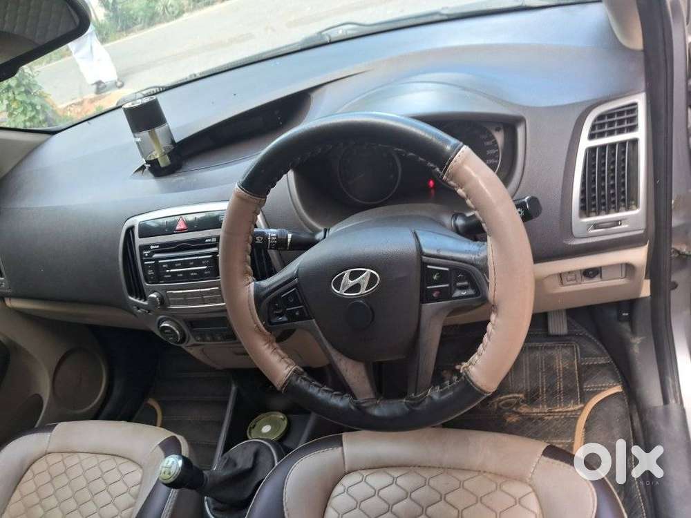 Hyundai I20 Sportz 1.2 Bs-iv, 2013, Petrol
