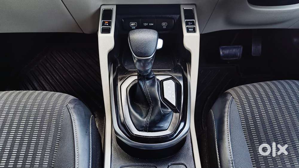 Kia Carens 1.4 Prestige Plus Turbo Dct 7 Str, 2022, Petrol
