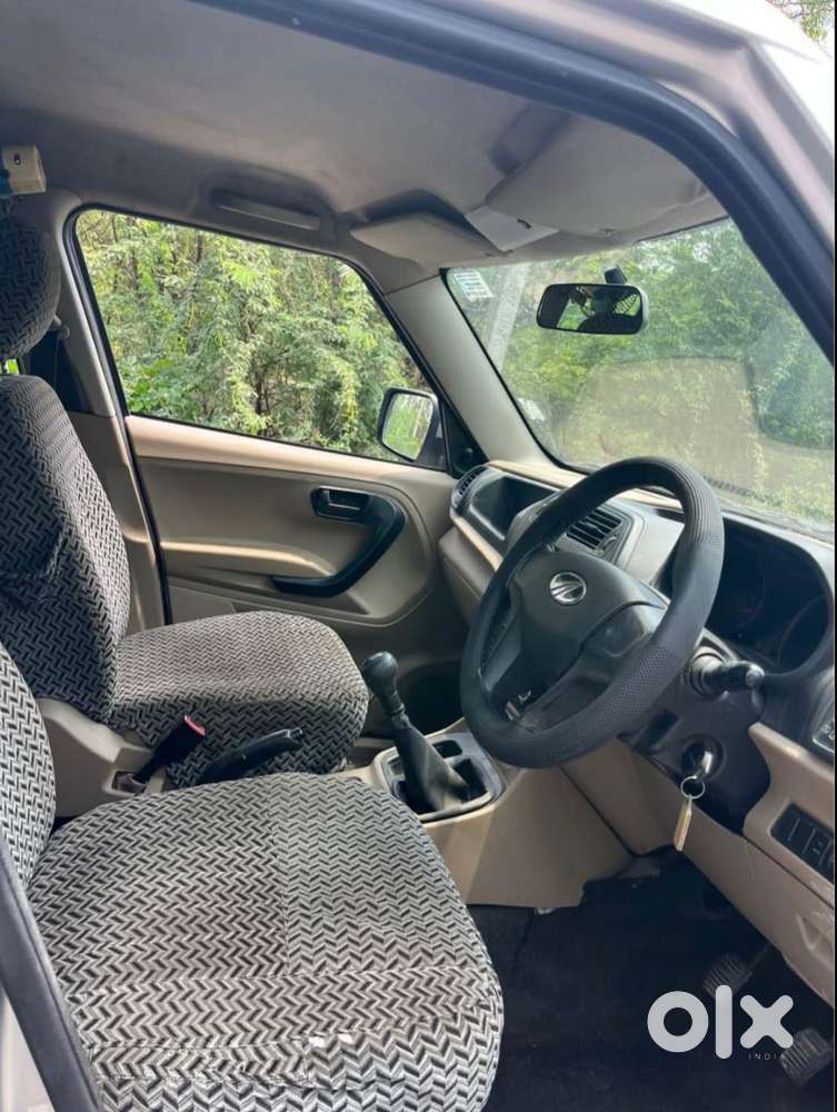 Mahindra Tuv 300 T4, 2016, Diesel