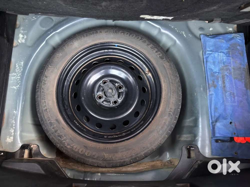 Maruti Suzuki Fronx Delta Plus 1.2l Mt, 2024, Petrol
