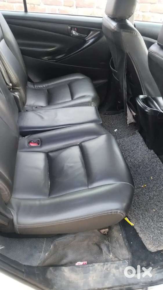 Toyota Innova Crysta 2018