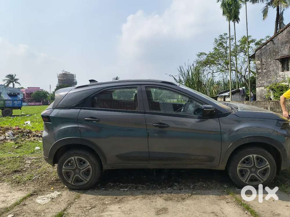 Tata Nexon Smart Plus 2025