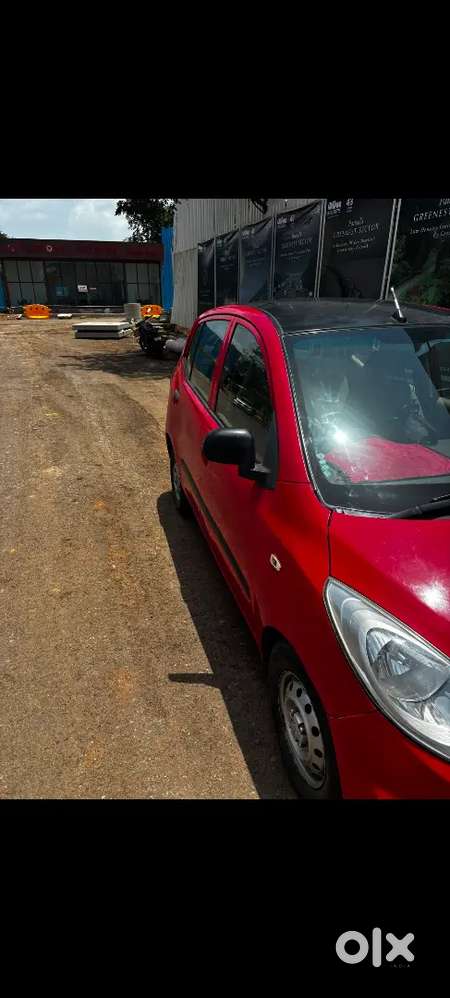 Hyundai I10 2011 Petrol 64700 Km Driven