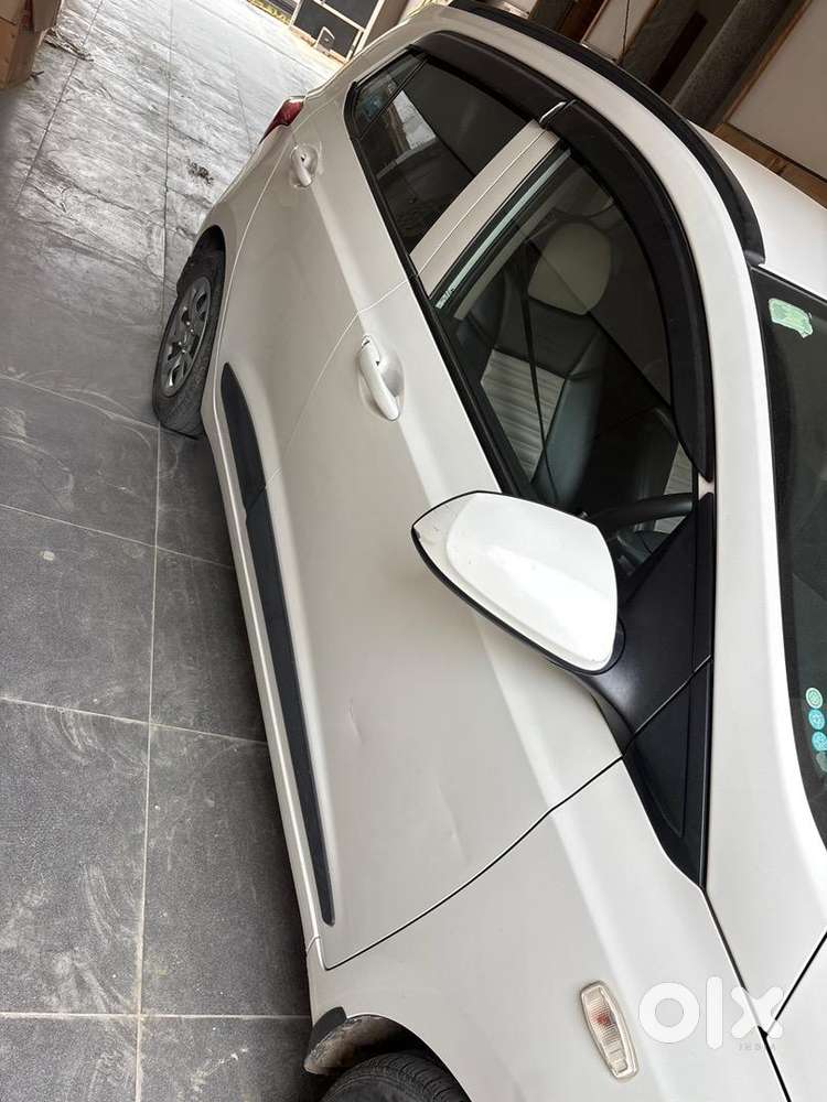 Hyundai I10 2019 Diesel Well Maintained, Showroomcondition , No Scratc