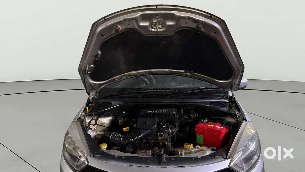 Tata Tiago 1.2 Revotron Xt, 2016, Petrol