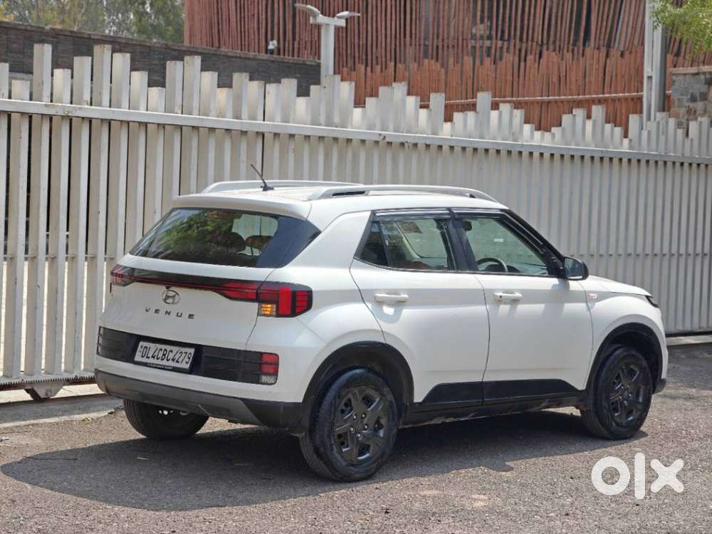 Hyundai Venue E 1.2 Petrol, 2023, Petrol