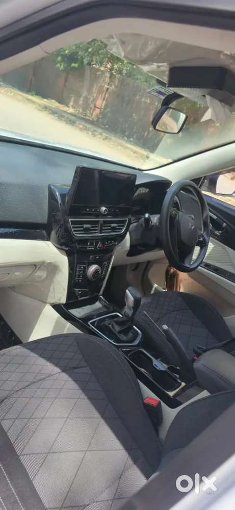 Mahindra Xuv 3xo Mx3 Automatic 2024 Petrol