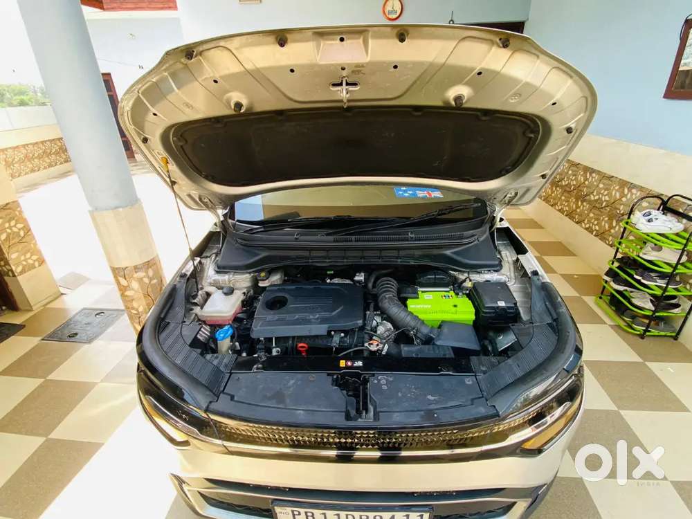 Kia Carens 2022 Diesel 200000 Km Driven Prestige+
