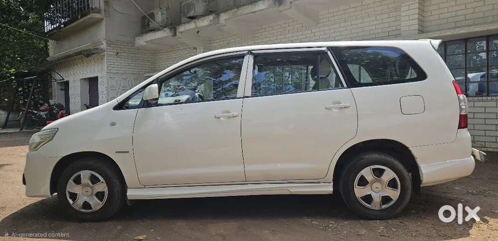 Toyota Innova 2.5 G 2013