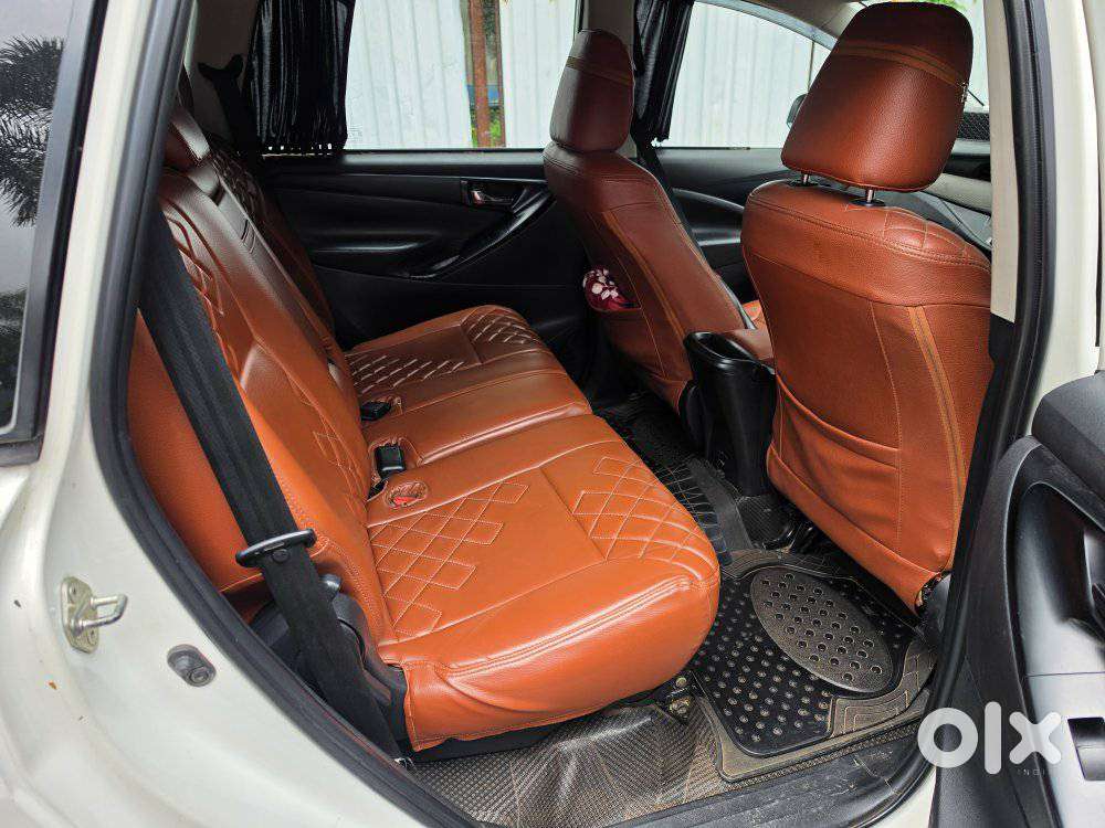 Toyota Innova Crysta 2.4 G Mt 8s, 2017, Diesel