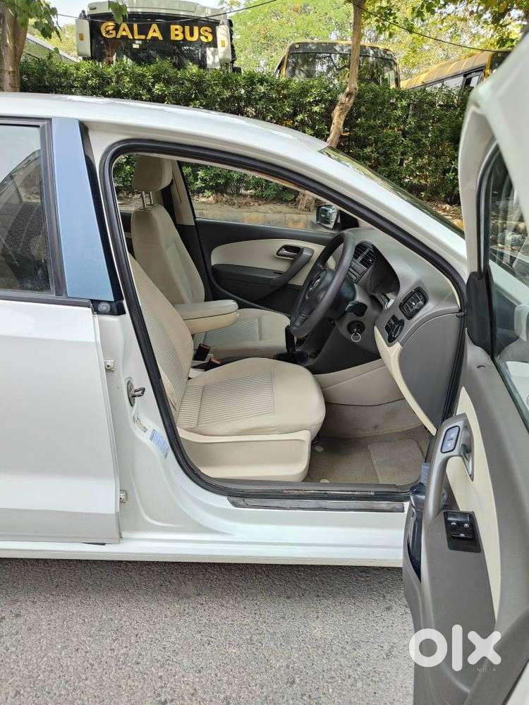 Volkswagen Vento 2010-2013 Petrol Trendline, 2011, Petrol