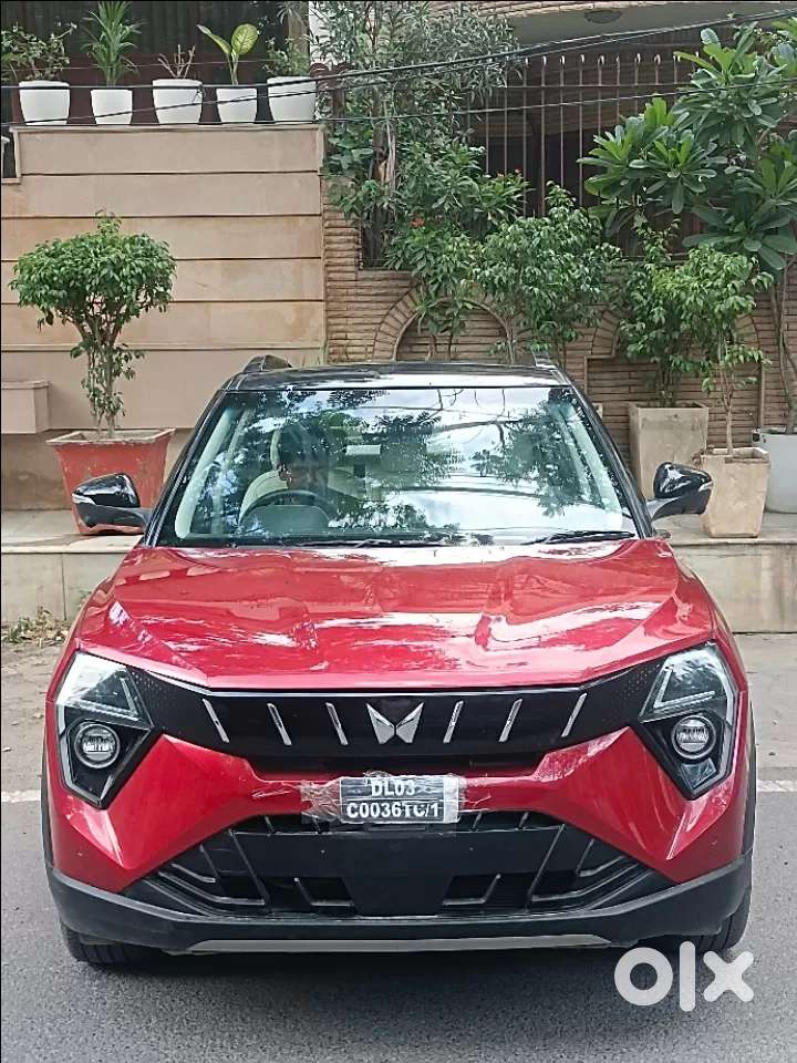 Mahindra Xuv 3xo Ax7l 1.2 Petrol At (pg), 2026, Petrol