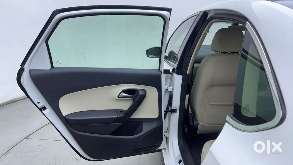 Volkswagen Vento 1.6 Highline, 2022, Petrol