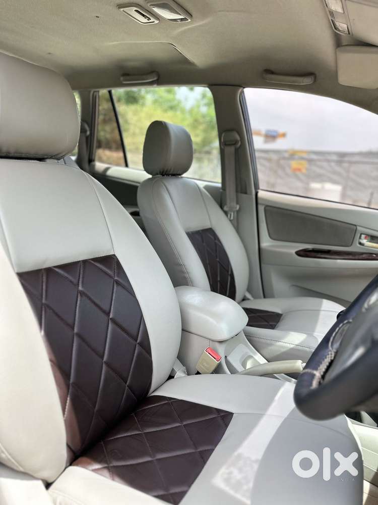 Toyota Innova 2.5 Vx 7 Str Bs-iii, 2012, Diesel