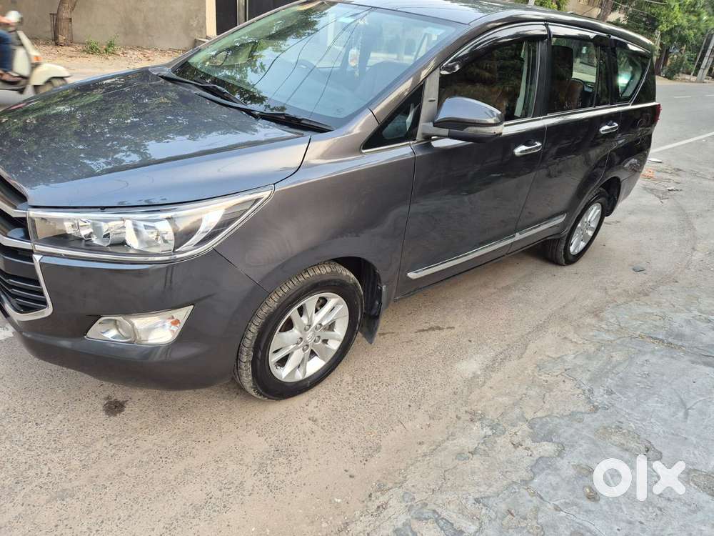 Toyota Innova Crysta [2020-ongoing] 2.4 Gx 8 Str, 2020, Diesel