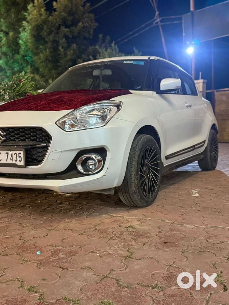 Swift Maruti Suzuki 2023