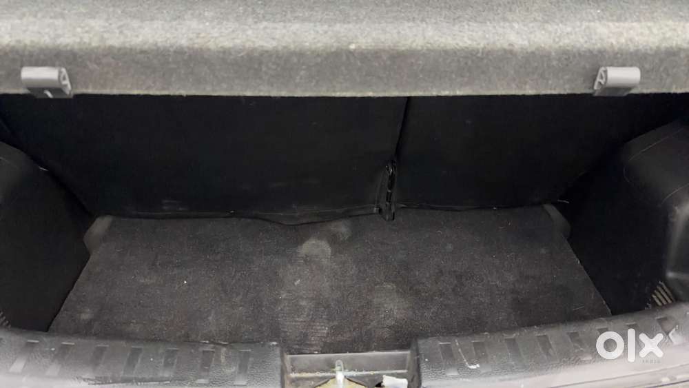 Maruti Suzuki Swift 1.2 Lxi (o), 2015, Petrol