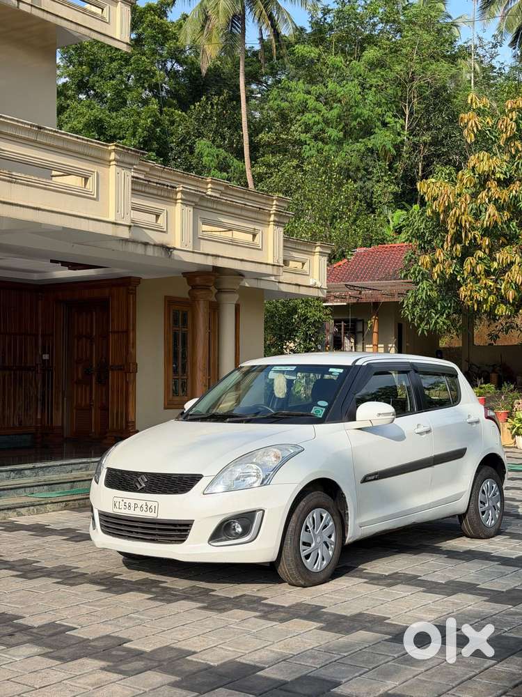 Maruti Suzuki Swift Vxi Optional, 2015, Petrol