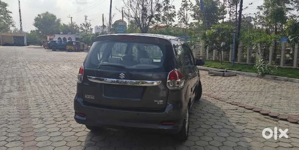 Maruti Suzuki Ertiga 2016 Diesel 90000 Km Driven
