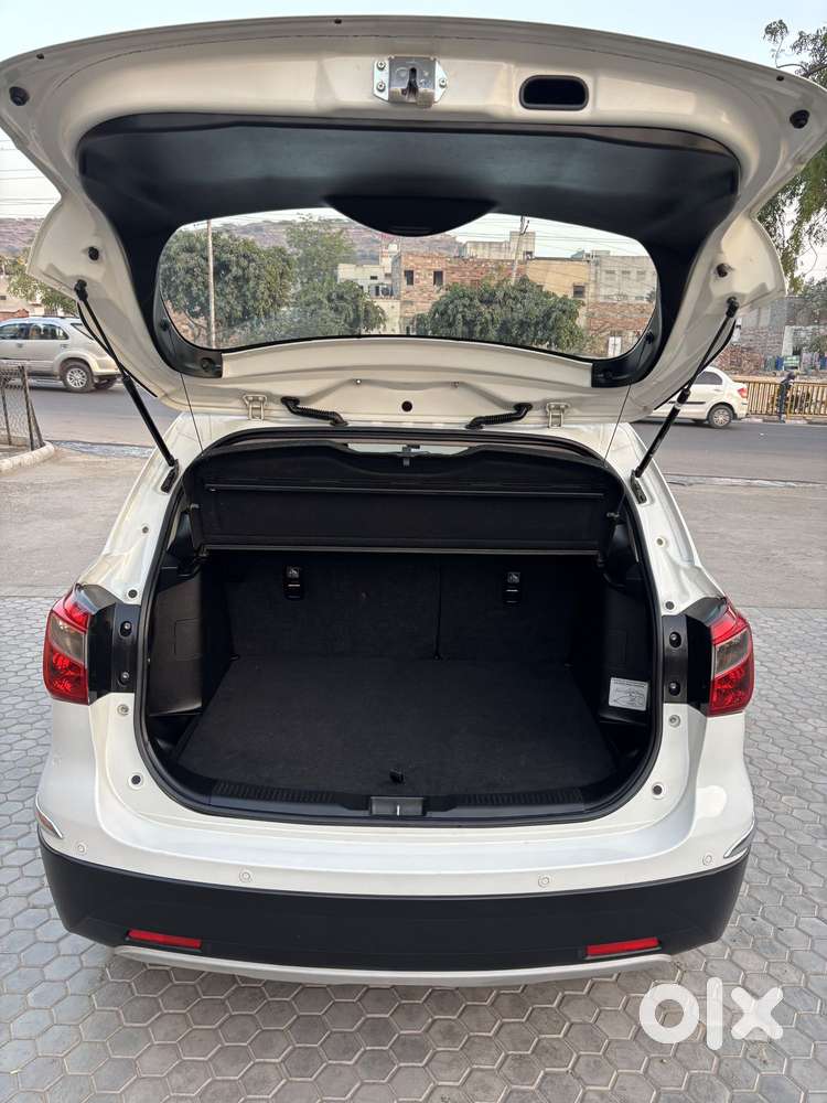 Maruti Suzuki S Cross Zeta Shvs, 2017