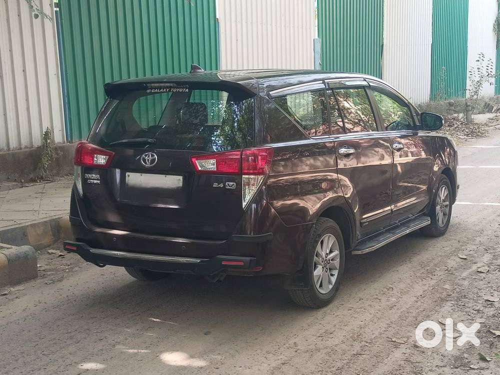 Toyota Innova Crysta 2.4 V, 2017, Diesel