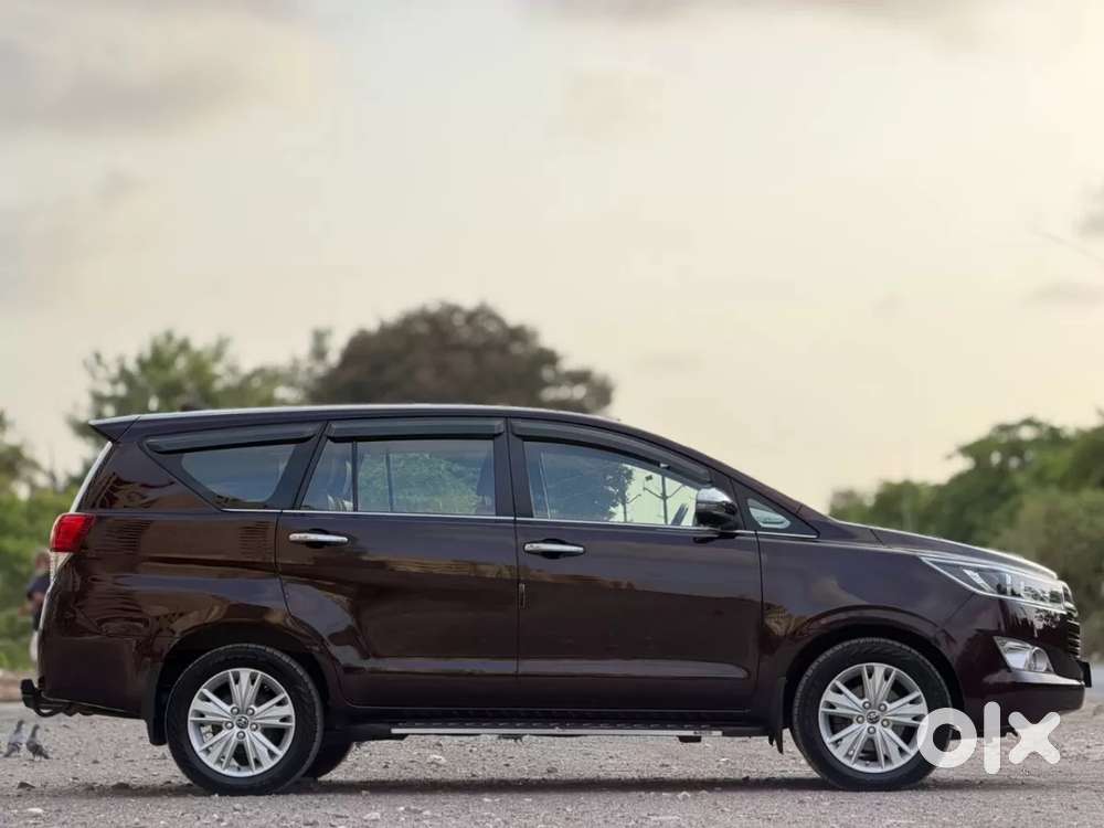 Toyota Innova Crysta 2.8 Zx At 7 Seater, 2019, Diesel