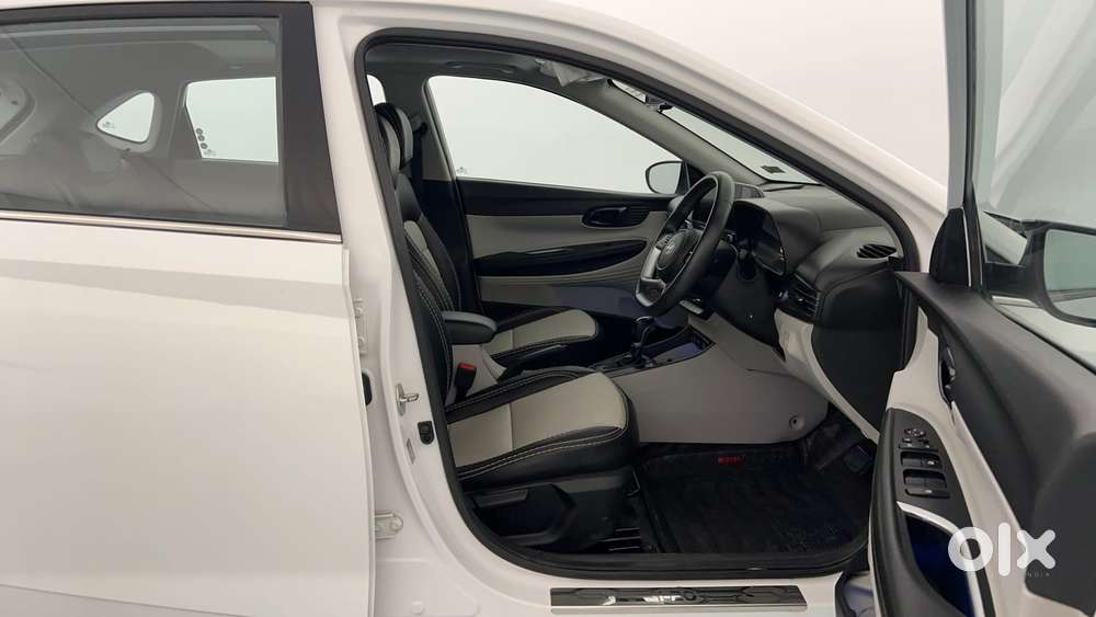 Hyundai New I20 1.2 Asta (o) Ivt, 2024, Petrol
