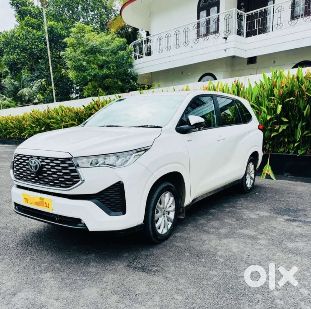 Toyota Innova Hycross 2.0 Vx (o) Hybrid 7 Str, 2026, Petrol