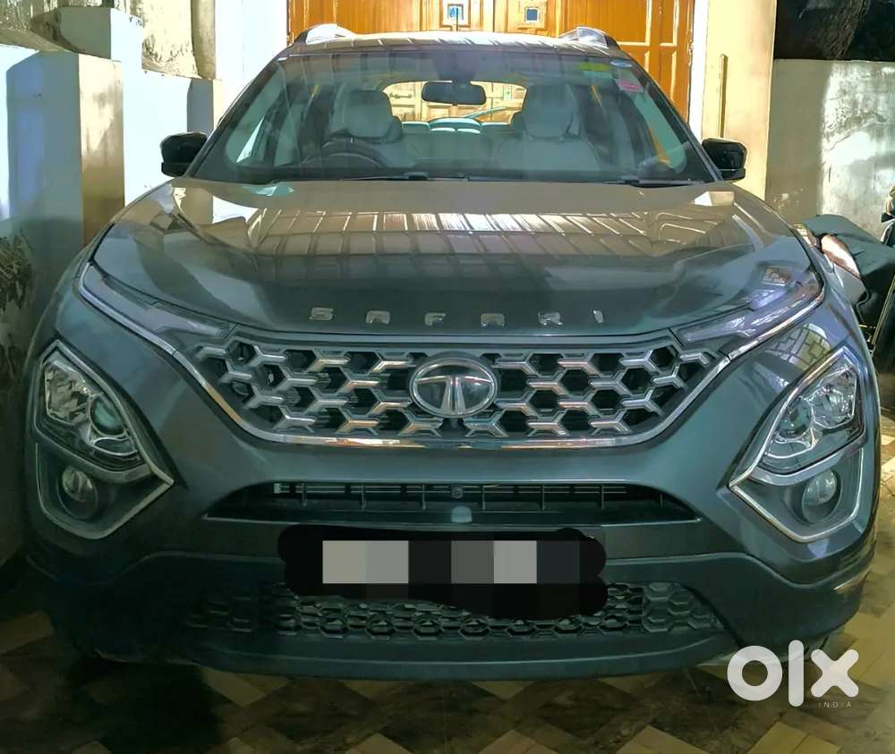 The Tata Safari Xm Diesel Variant 2021