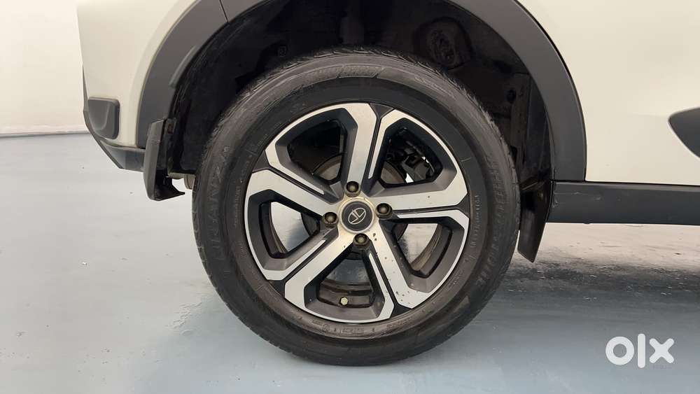 Tata Nexon 1.2 Revotron Xz Plus Premium, 2022, Petrol