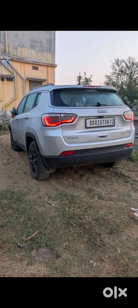Jeep Compass 2.0 Limited 2018 Diesel 127000 Km Drive