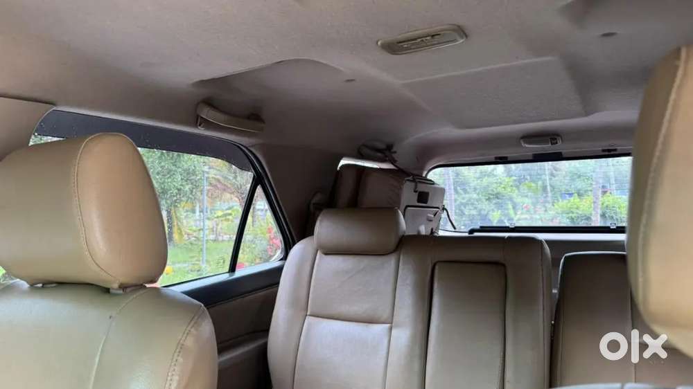 Toyota Fortuner Legender 2012