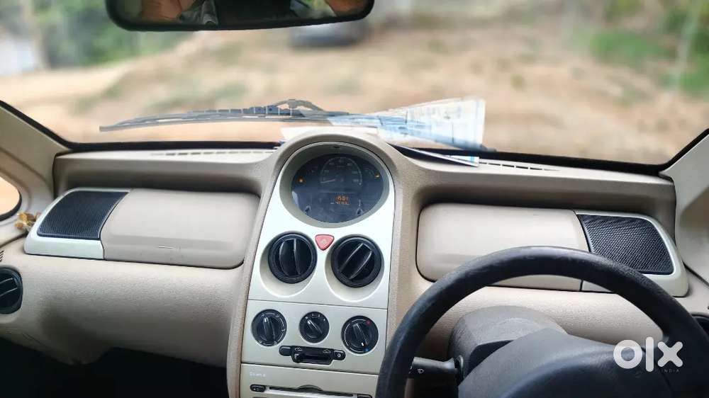 2015 Model (കുറച്ചു സ്ക്രാച്ചസ് ഉണ്ട് നല്ല വണ്ടിയാണ്. )